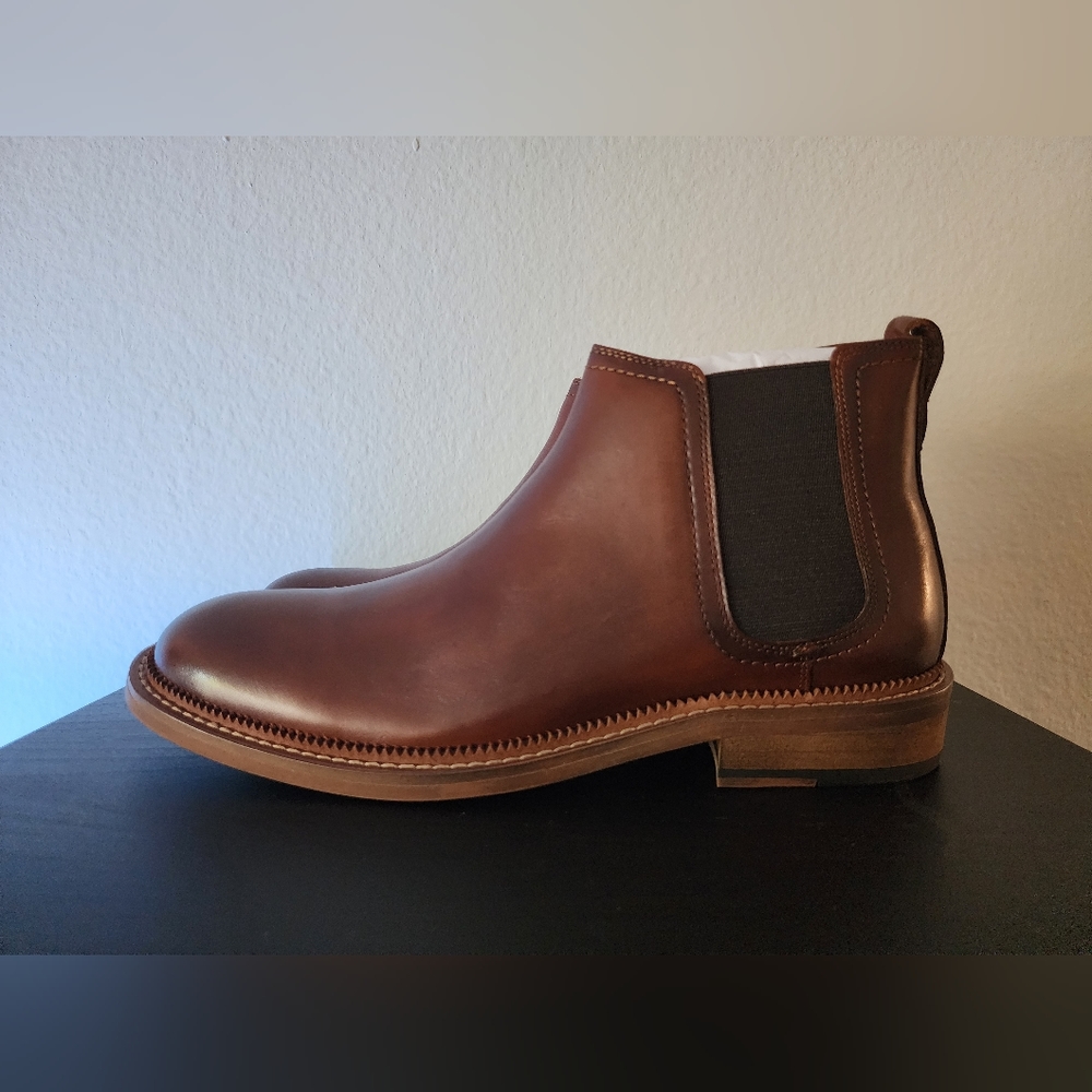 Vintage Foundry Martin Chelsea Boots